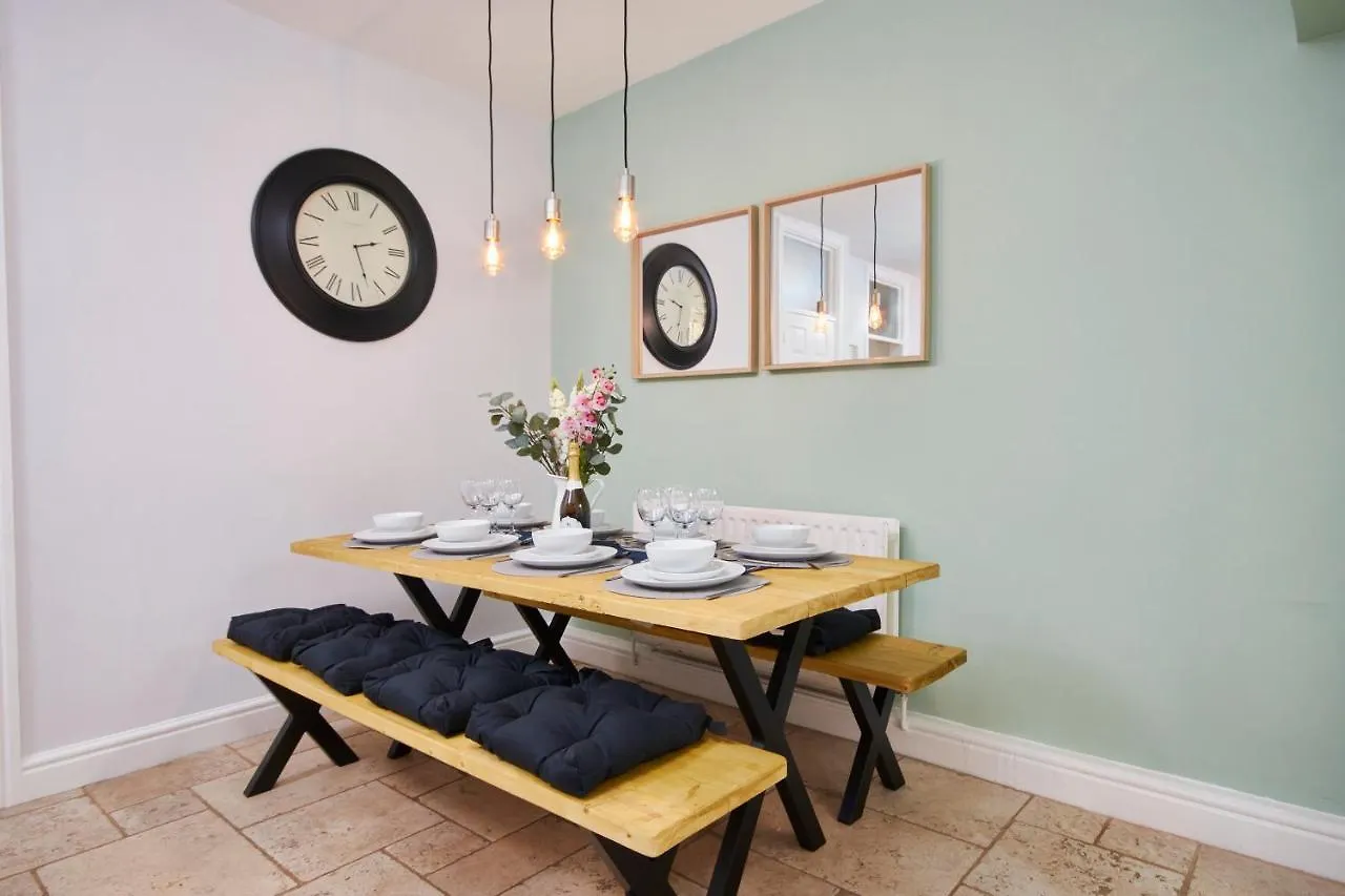 Holiday home Wonderful Apartment In Bath With Garden - Sleeps 8 United Kingdom