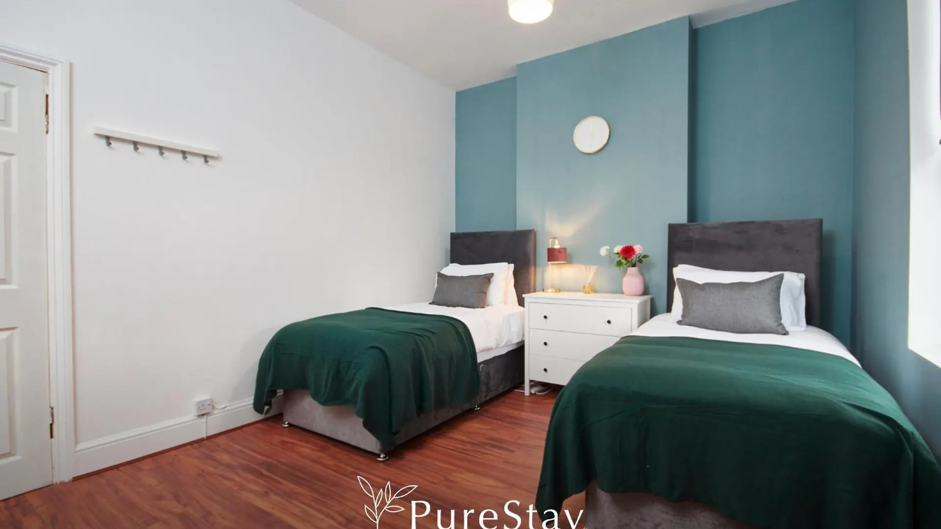 Holiday home Wonderful Apartment In Bath With Garden - Sleeps 8