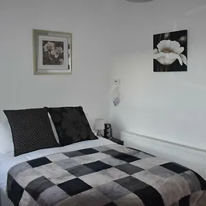 Flat G/r 59 Erskine Street , Aberdeen United Kingdom